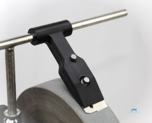 Schleifhilfe Mähroboter